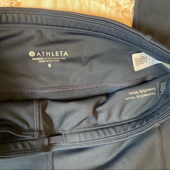 Athleta Contender Laser Cut 7/8 Tight Pockets Size Small - Picture 10 of 17